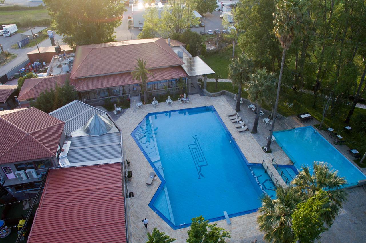 Corali Resort Agrinio Extérieur photo