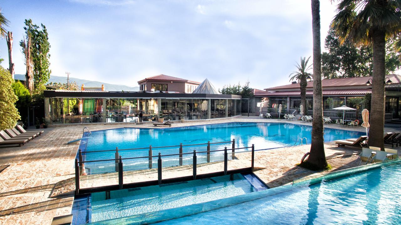 Corali Resort Agrinio Extérieur photo