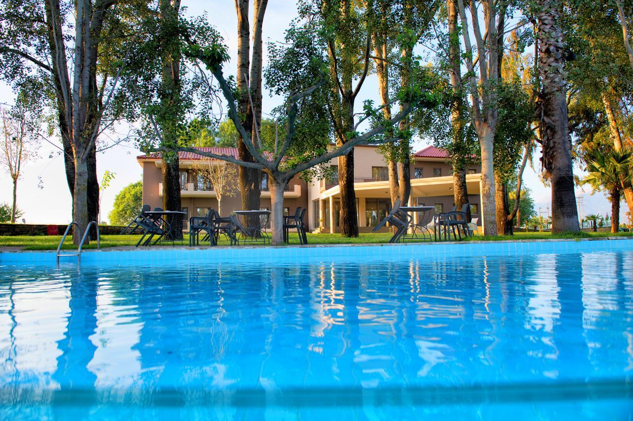 Corali Resort Agrinio Extérieur photo