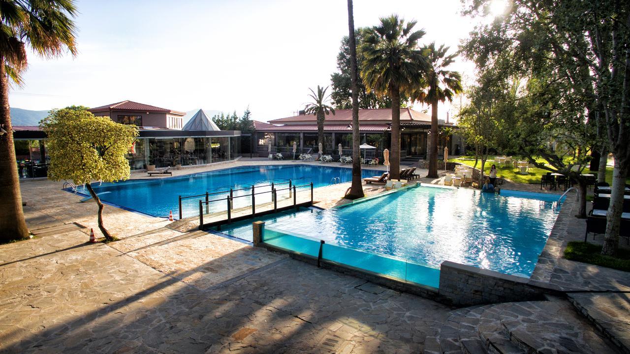 Corali Resort Agrinio Extérieur photo
